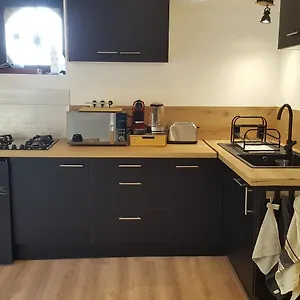 https://appartement-2-gravieres.hotels-rhonealpes.com